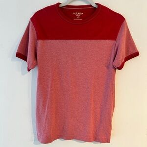 Old Navy Men's Two-Tone Red T-Shirt